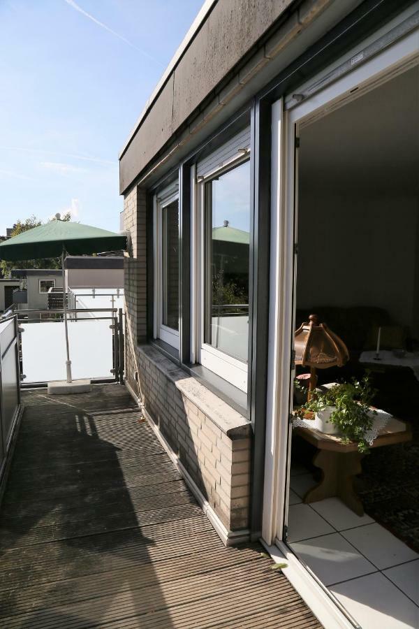 Am Klinikum Apartment Solingen Exterior foto